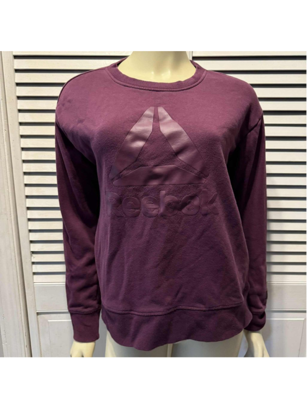 Women's Reebok Sweatshirt Size S Purple